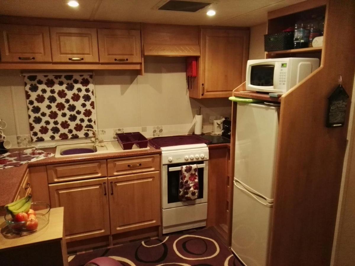 6 Berth Kingfisher Инголдмелс Екстериор снимка